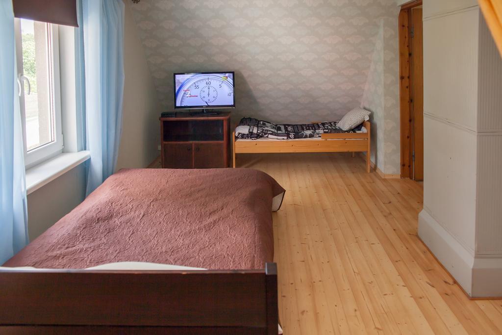 Allika Holiday House Pärnu Buitenkant foto